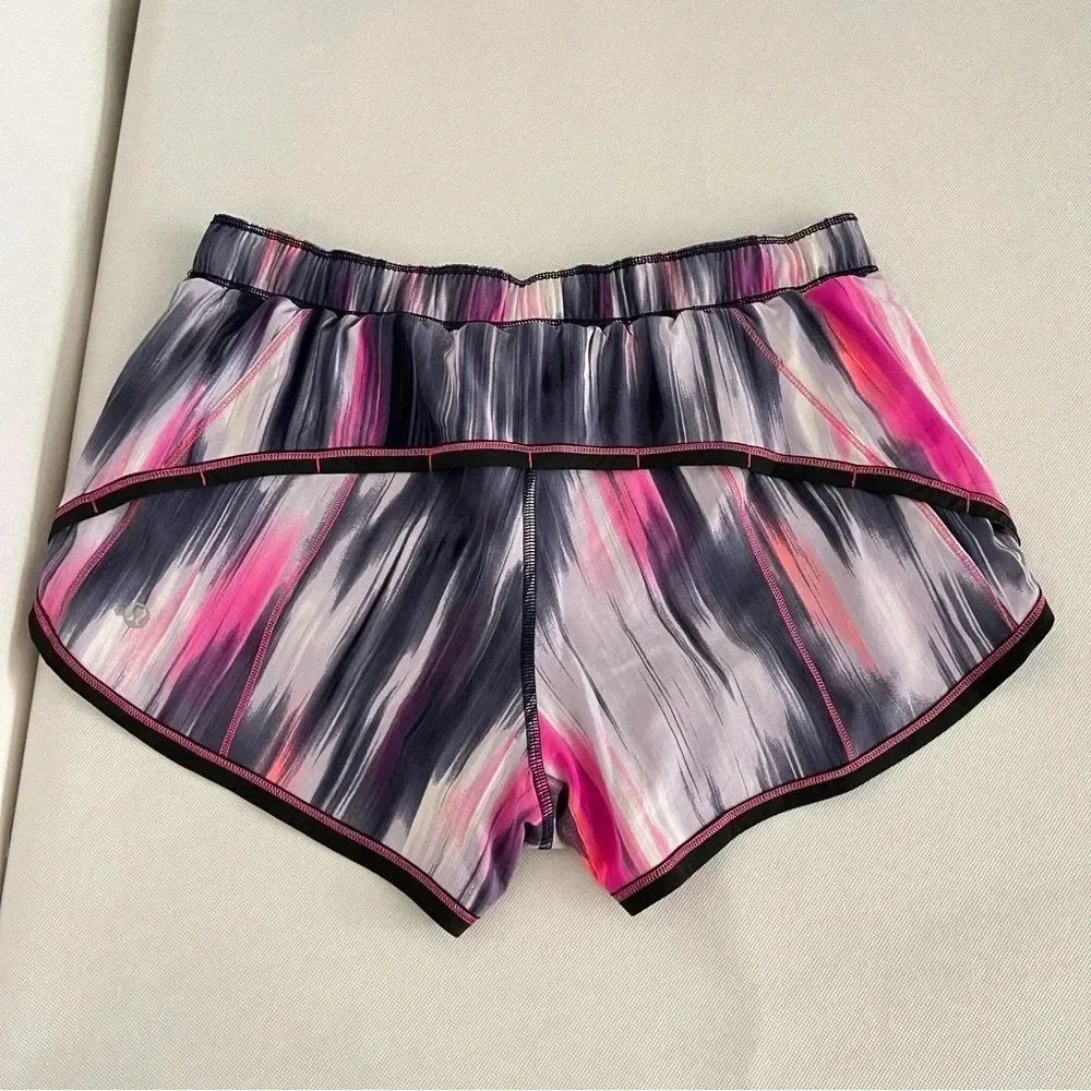 Lululemon Run Roll Down Size 6 Short Mirage Deep Indigo Built -In Underwear